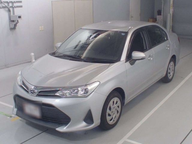 30316 Toyota Corolla axio NRE161 2018 г. (CAA Chubu)